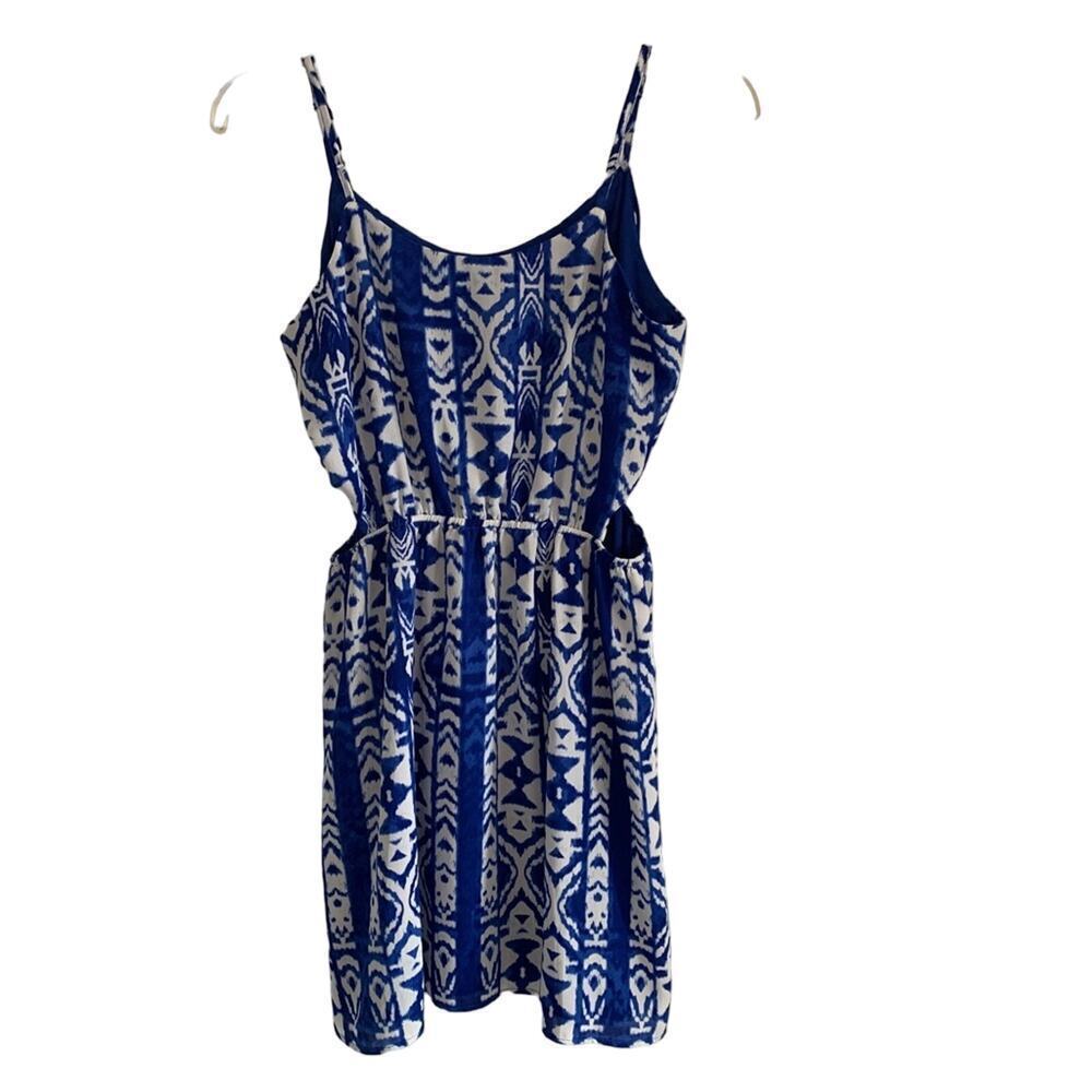 AQUA | Blue and White Ikat Cutout Dress | Small | Nordstrom brand - Picture 4 of 8